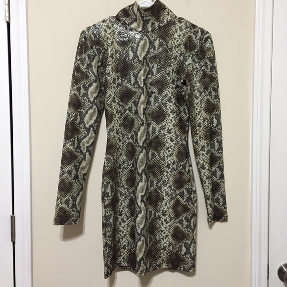 Nathalia Gaviria Python Dress Taylor Swift Reputation  Eras Tour Outfit Snake - Picture 2 of 8